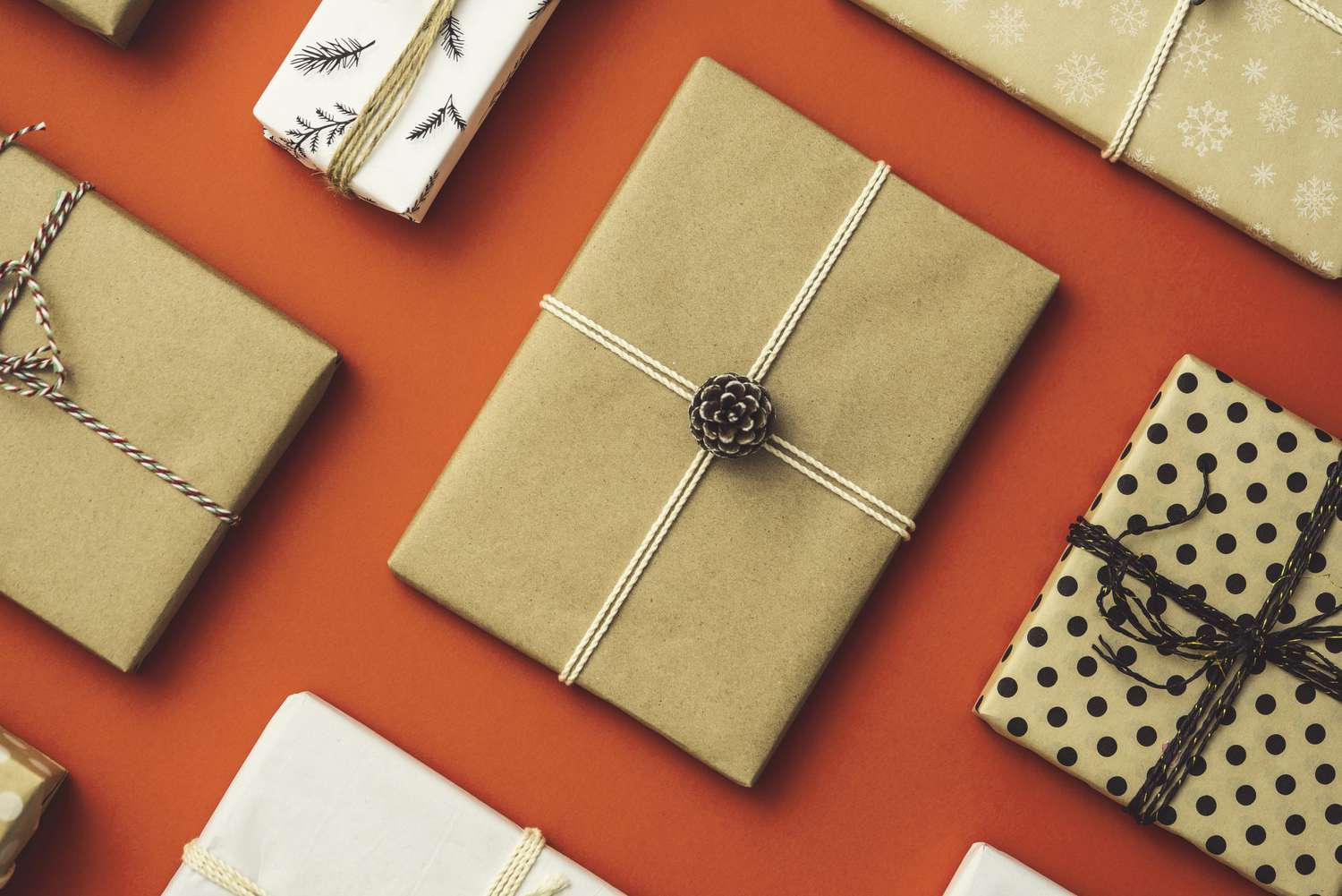 ingepakte cadeautjes (ter illustratie)