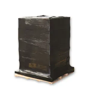 Een pallet ingewikkeld in zwarte folie